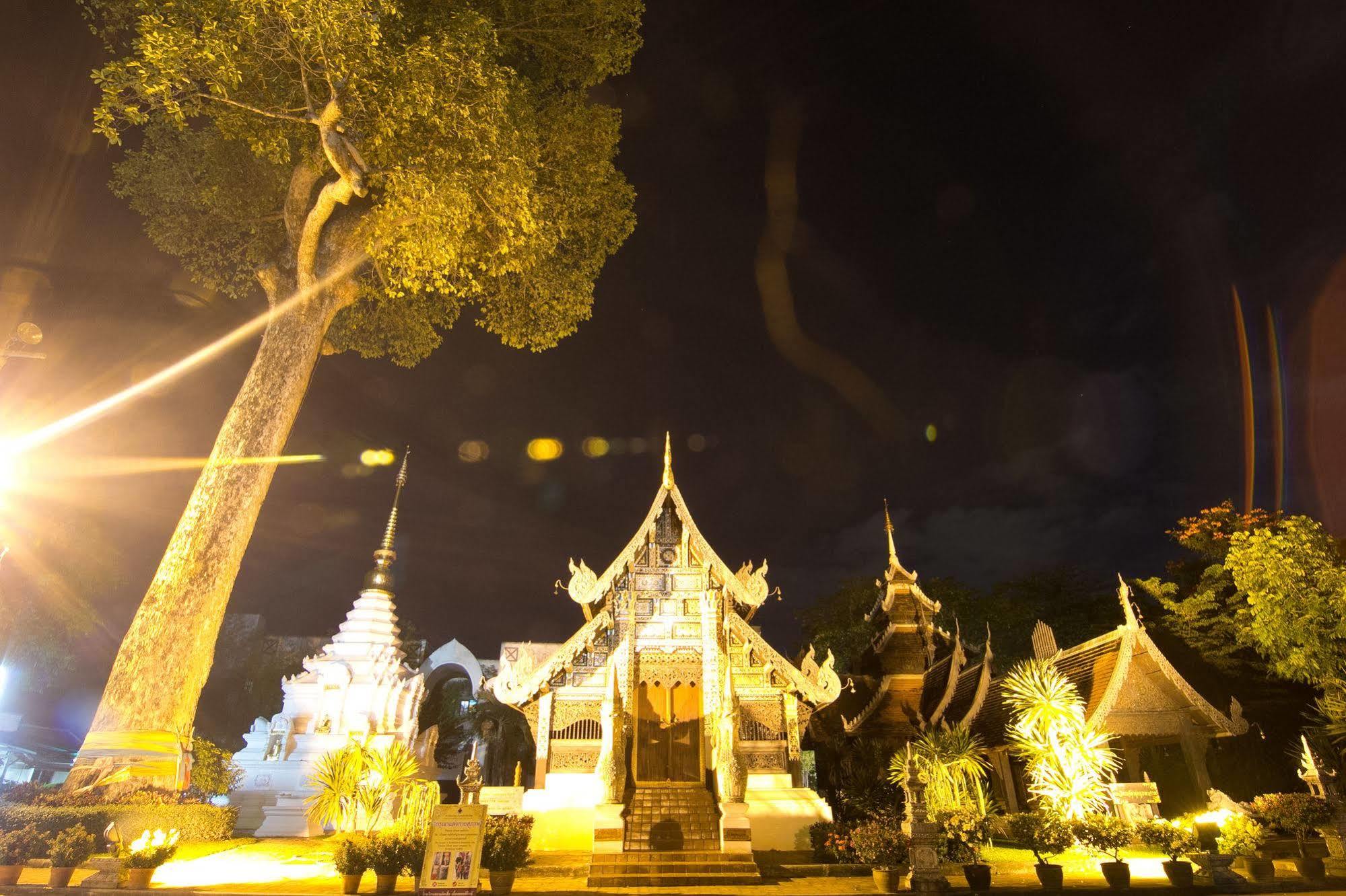 Phoothawee House Hotel Chiang Mai Exterior photo